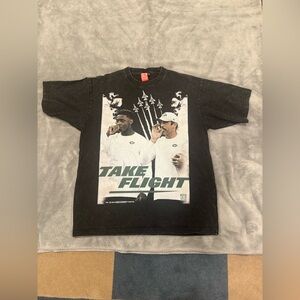 Jets T-Shirt “Take Flight” Aaron Rodgers and Sauce Gardner Men’s XL